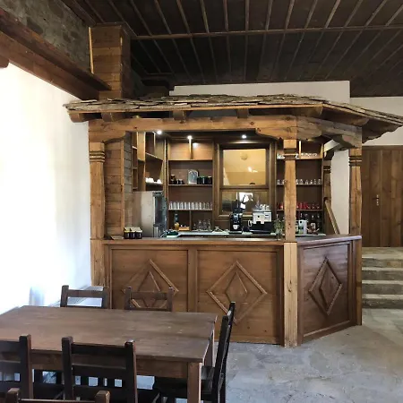 Pensión пачаловата къща *